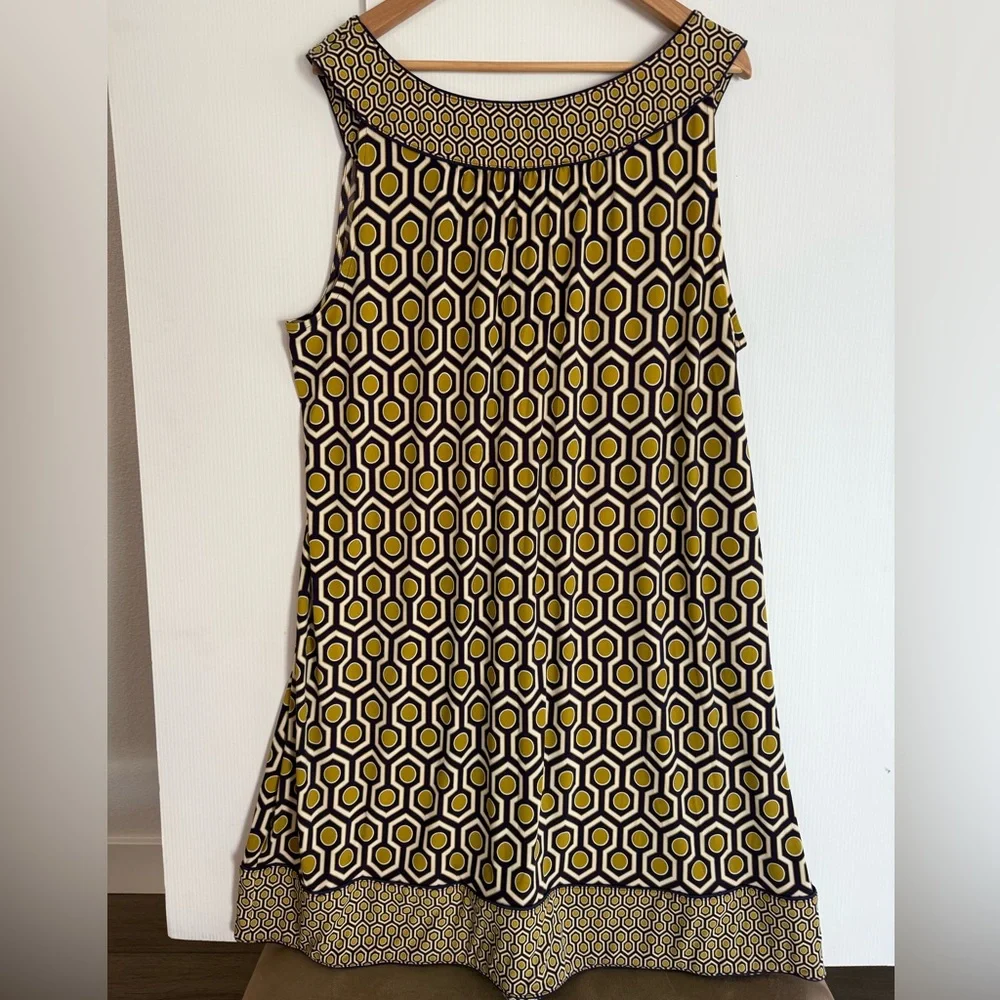 MICHAEL Michael Kors Geometric Dress - Picture 2 of 9